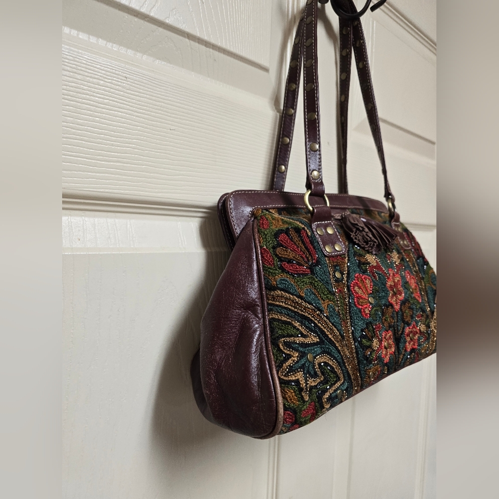 Vintage Isabella Fiore Tapestry Shoulder Bag - Picture 4 of 16